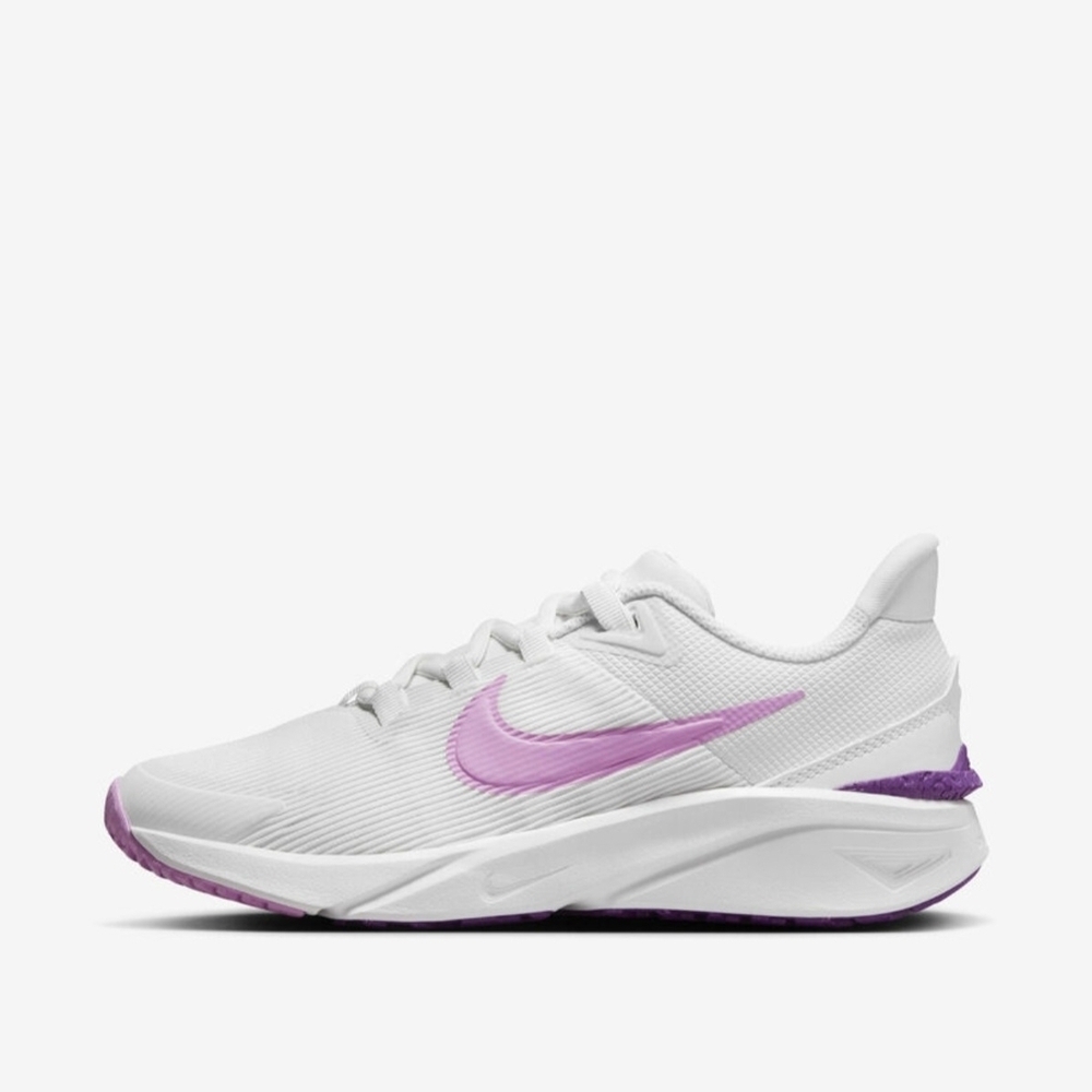 NWT Nike Star Runner 4 Girls Running Shoes | Size 7 | White & Purple Lightweight - Picture 4 of 6
